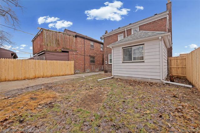 18618 Kentucky Street, Detroit, MI 48221