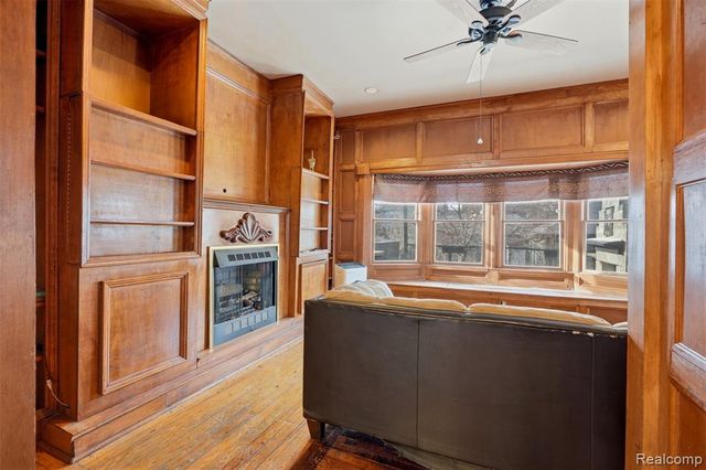 59 Mclean Street, Highland Park, MI 48203