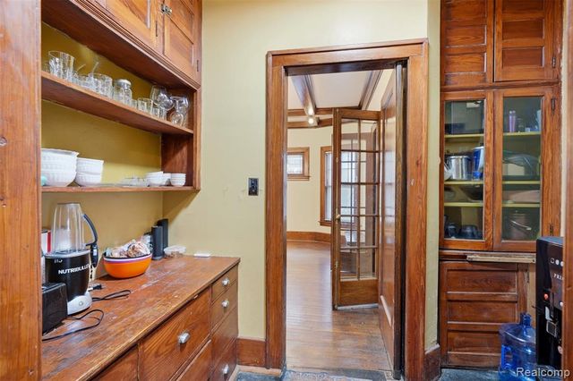 59 Mclean Street, Highland Park, MI 48203