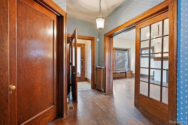 59 Mclean Street, Highland Park, MI 48203