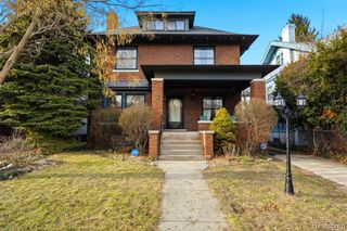 59 Mclean Street, Highland Park, MI 48203