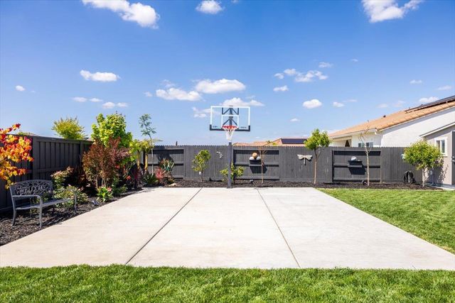 9570 Preservation St, Roseville, CA 95747