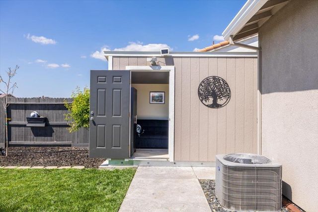 9570 Preservation St, Roseville, CA 95747