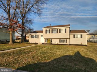 237 PRINCETON AVE, Pemberton, NJ 08068