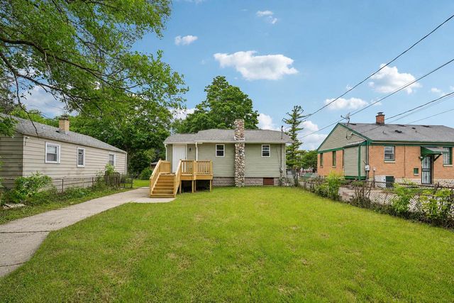 4758 N 49th STREET, Milwaukee, WI 53218