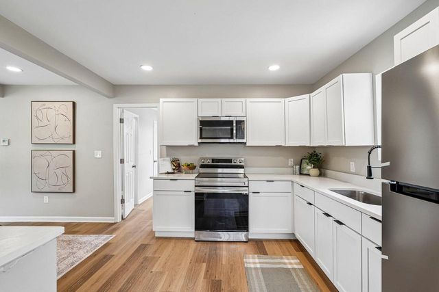 4758 N 49th STREET, Milwaukee, WI 53218