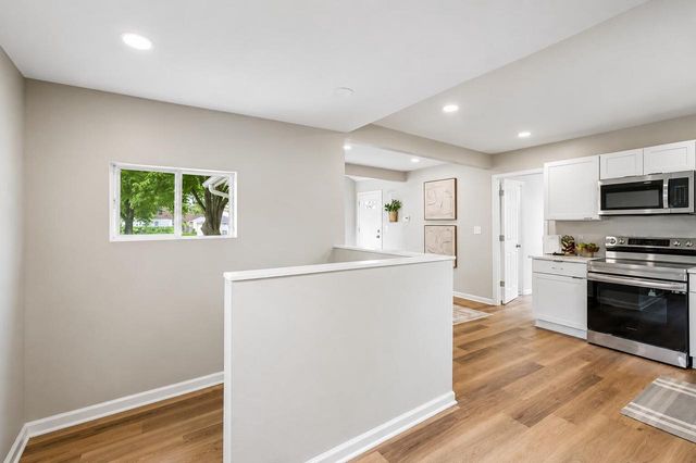 4758 N 49th STREET, Milwaukee, WI 53218