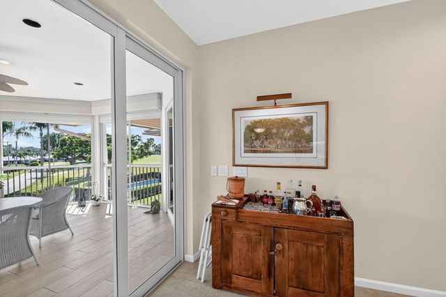 194 Orange Tree Drive G, Atlantis, FL 33462