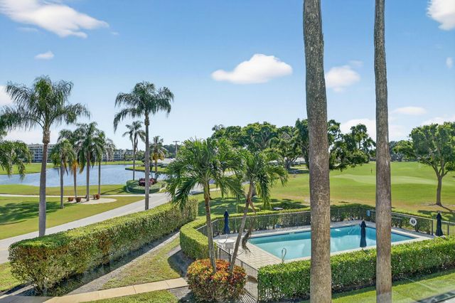 194 Orange Tree Drive G, Atlantis, FL 33462