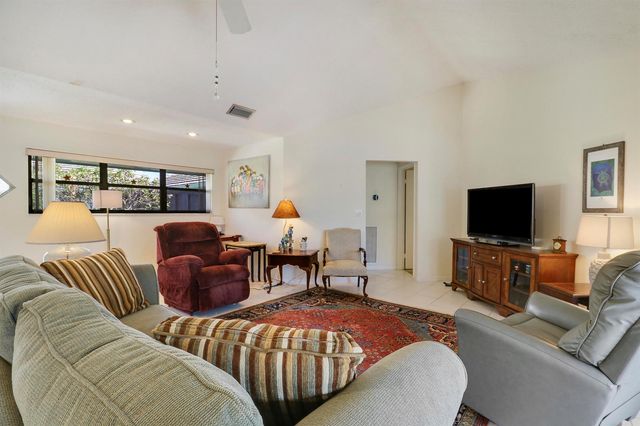 1127 E Seminole Avenue 15b, Jupiter, FL 33477