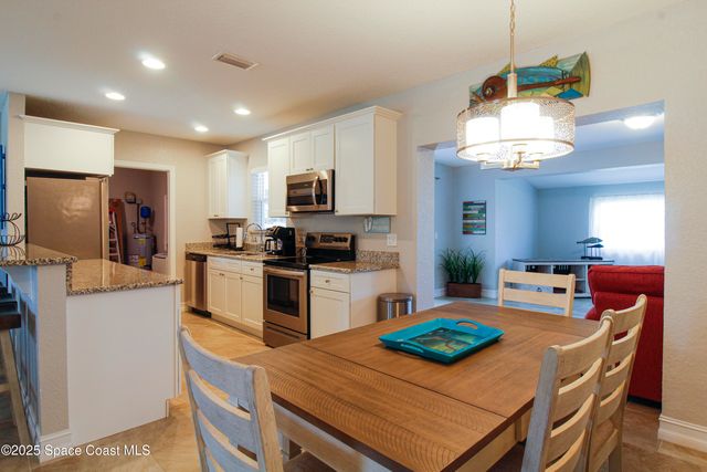 827 Glenmore Circle, Melbourne, FL 32901