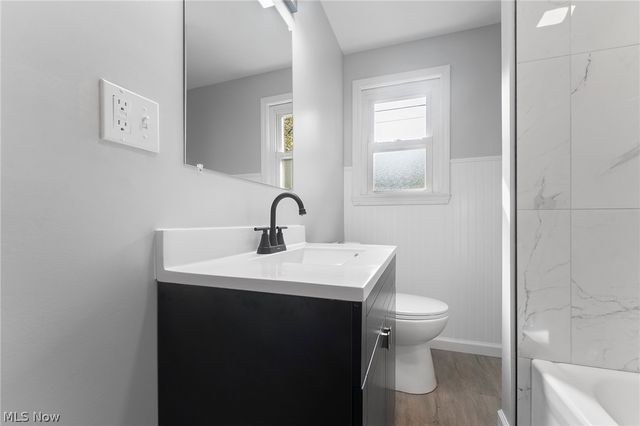 3510 E Heights Street SE, Warren, OH 44484