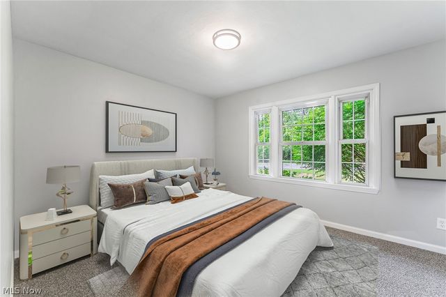 3510 E Heights Street SE, Warren, OH 44484