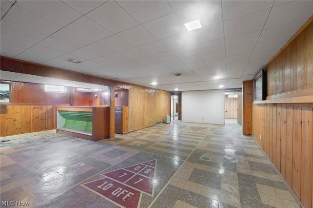 3510 E Heights Street SE, Warren, OH 44484