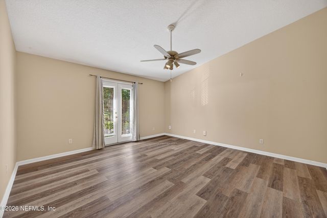 13727 RICHMOND PARK Drive N 105, Jacksonville, FL 32224