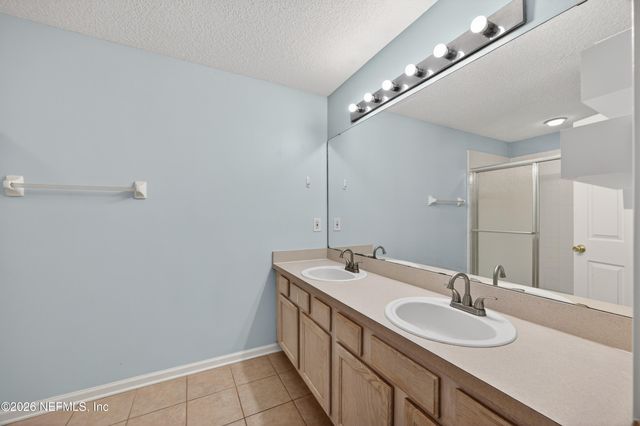 13727 RICHMOND PARK Drive N 105, Jacksonville, FL 32224