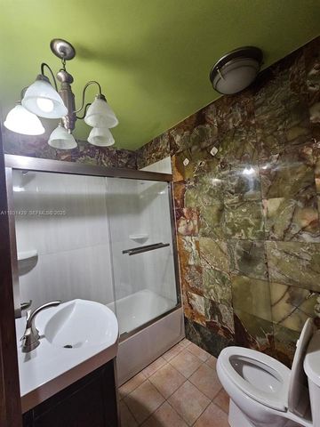 10955 SW 56th St, Miami, FL 33165