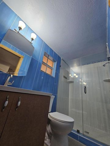 10955 SW 56th St, Miami, FL 33165