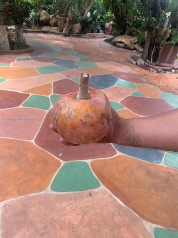 10955 SW 56th St, Miami, FL 33165