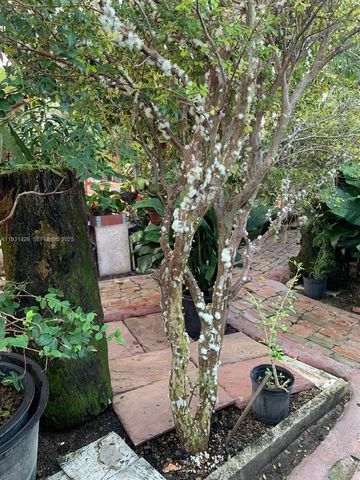 10955 SW 56th St, Miami, FL 33165