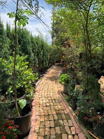 10955 SW 56th St, Miami, FL 33165