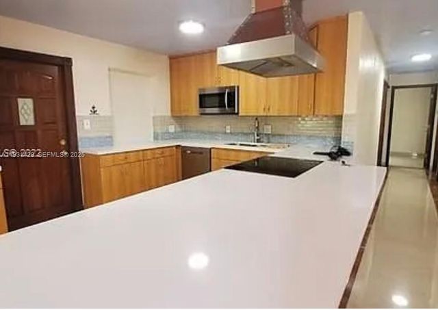 10955 SW 56th St, Miami, FL 33165