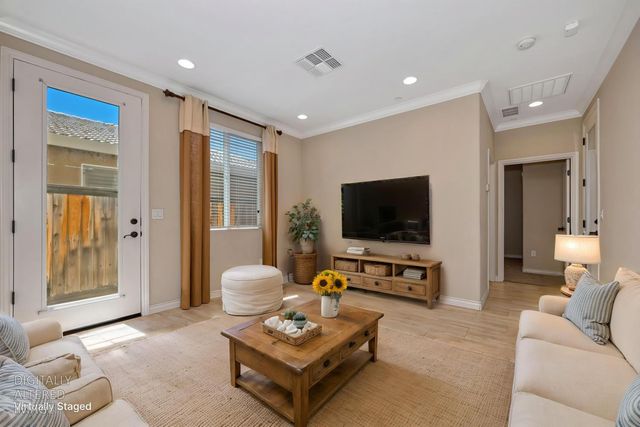 4027 Porch Swing Dr, Roseville, CA 95747