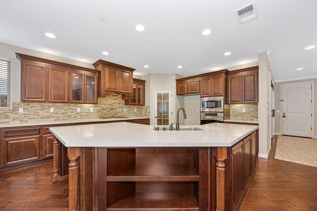 4027 Porch Swing Dr, Roseville, CA 95747