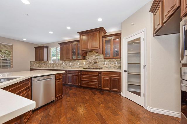 4027 Porch Swing Dr, Roseville, CA 95747