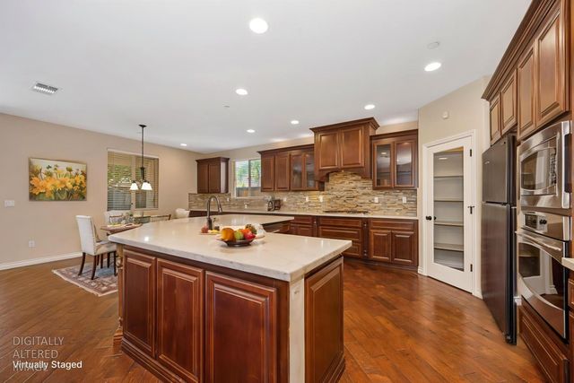 4027 Porch Swing Dr, Roseville, CA 95747