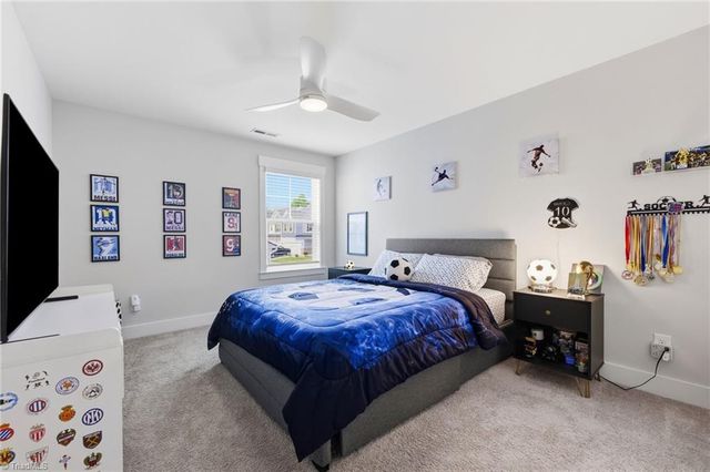 1204 Harbor Crossing Way, Greensboro, NC 27455