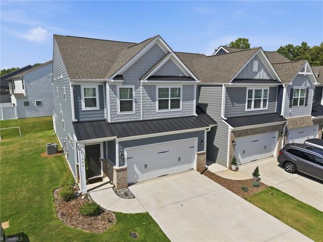 1204 Harbor Crossing Way, Greensboro, NC 27455