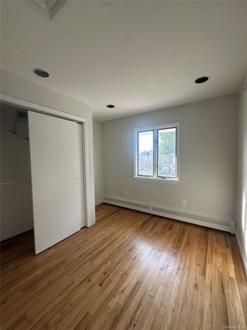 25 Cumberland Road, Jericho, NY 11753