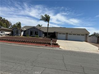 8374 Donna, Jurupa Valley, CA 92509