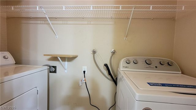 2750 South Durango Drive 2020, Las Vegas, NV 89117