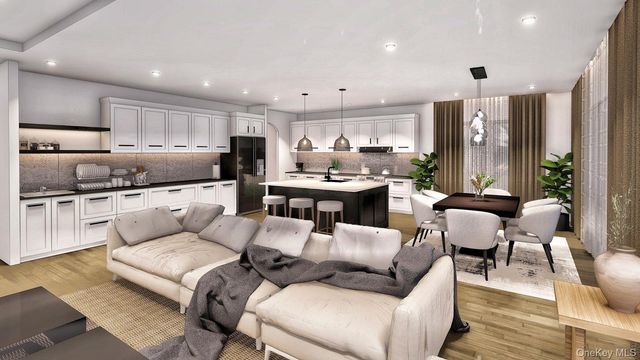 NC Seusing Boulevard, Hauppauge, NY 11788