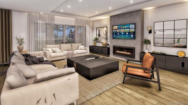 NC Seusing Boulevard, Hauppauge, NY 11788