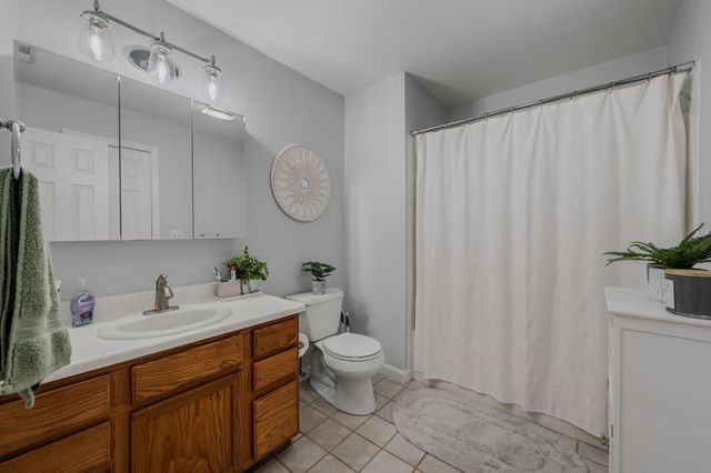 310 Boston Post Road 145, Waterford, CT 06385