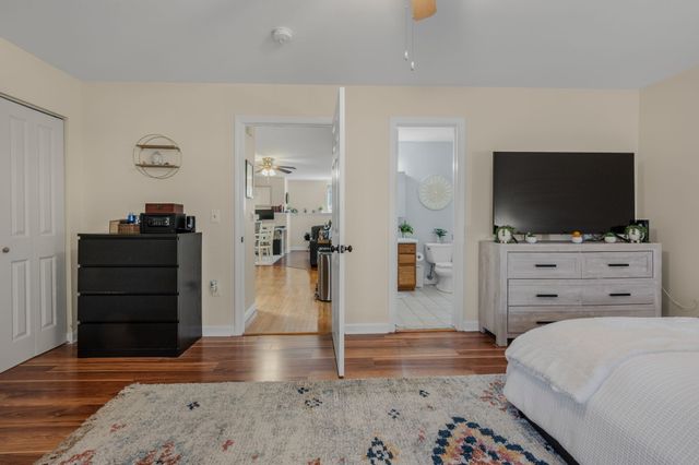 310 Boston Post Road 145, Waterford, CT 06385