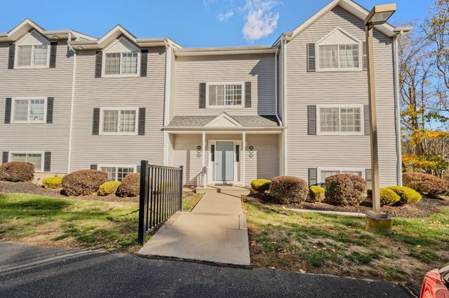 310 Boston Post Road 145, Waterford, CT 06385