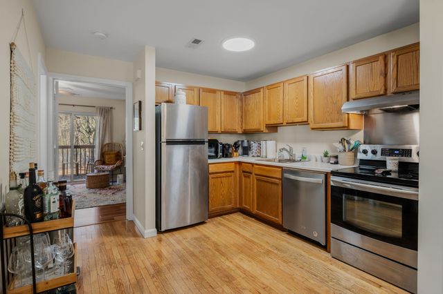 310 Boston Post Road 145, Waterford, CT 06385