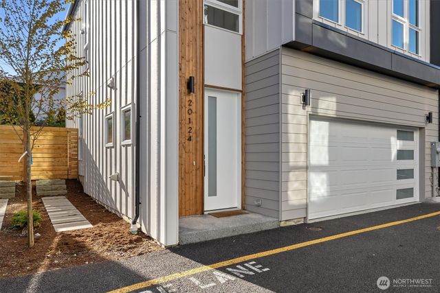 20124 61st Place W, Lynnwood, WA 98036