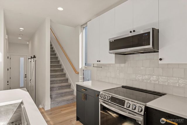 20124 61st Place W, Lynnwood, WA 98036