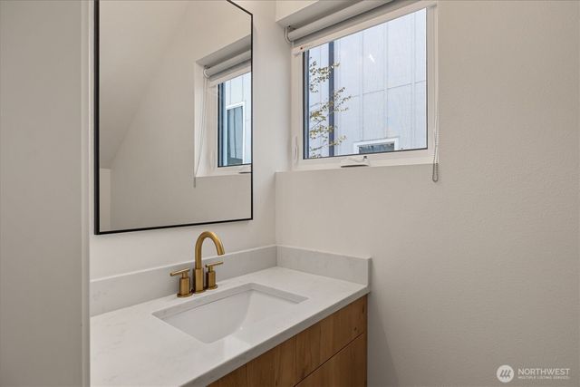 20124 61st Place W, Lynnwood, WA 98036