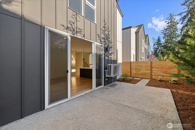 20124 61st Place W, Lynnwood, WA 98036