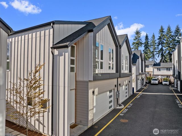 20124 61st Place W, Lynnwood, WA 98036