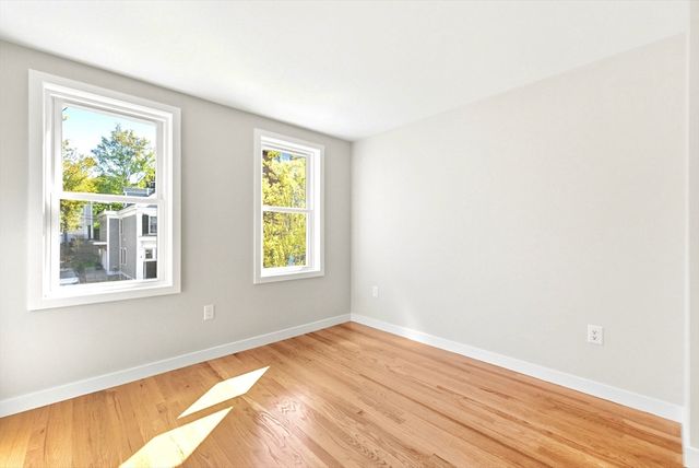 442 Main St, Boston, MA 02129