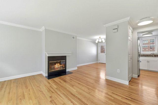 442 Main St, Boston, MA 02129