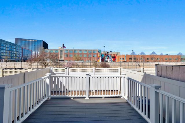 442 Main St, Boston, MA 02129