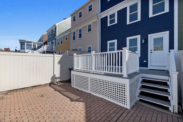 442 Main St, Boston, MA 02129